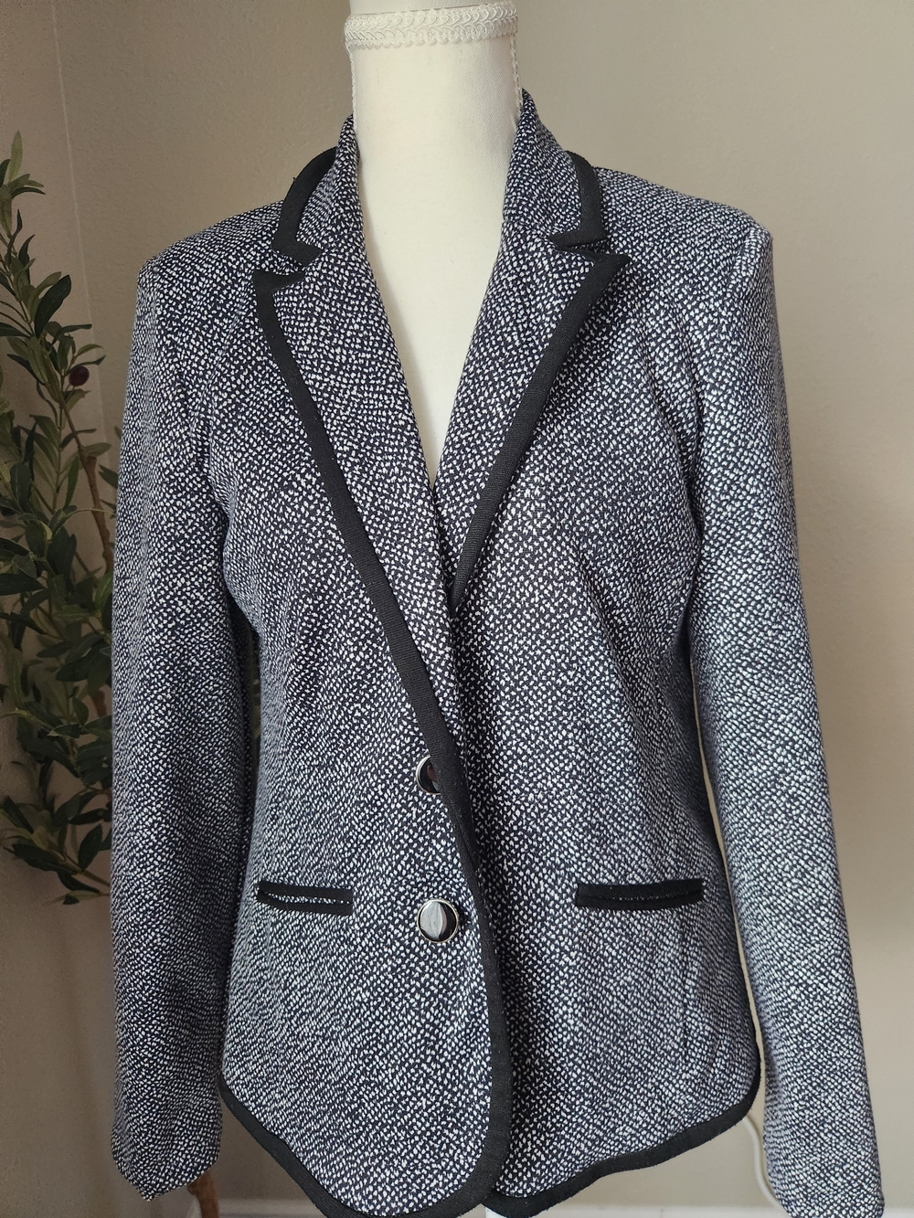 Covington Black and White Textured Blazer Jacket
